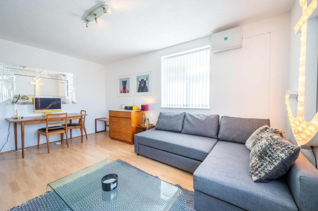Flat 13 Appartement *