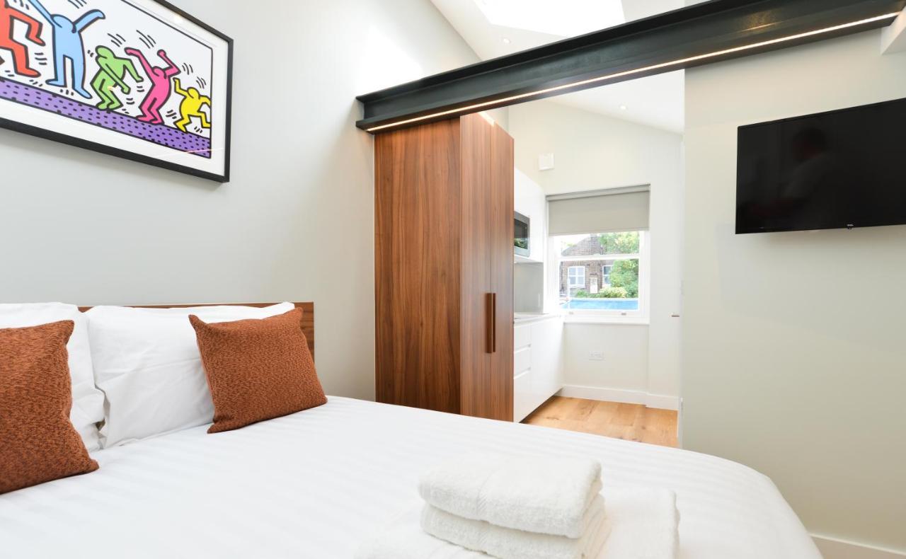 Leinster Square Serviced * London