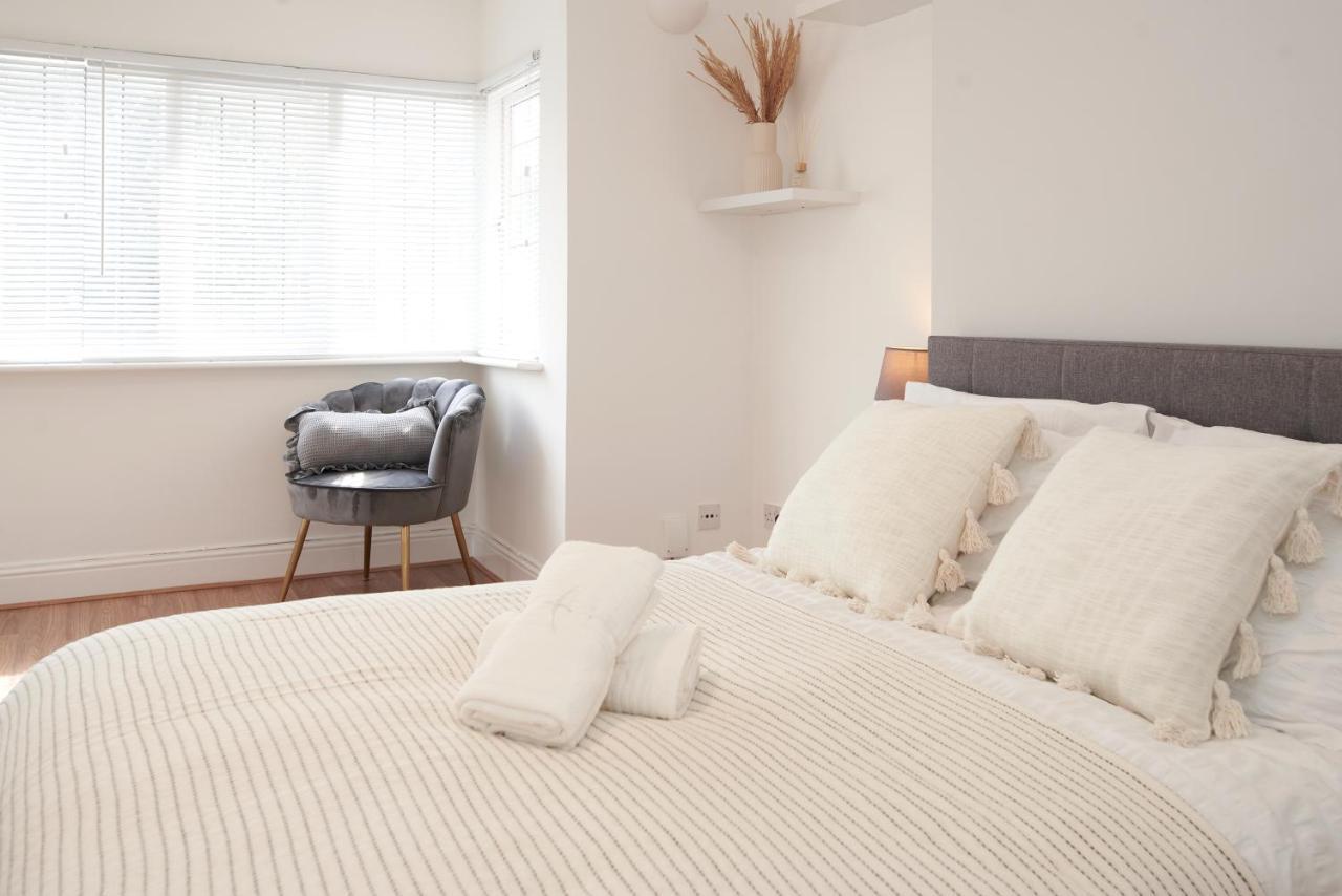 Appartement Excellent, Three Bedroom North With Free Parking