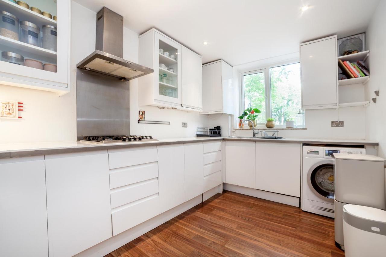 Apartamento 2 Story On The Ground Floor At Clapham North Londres