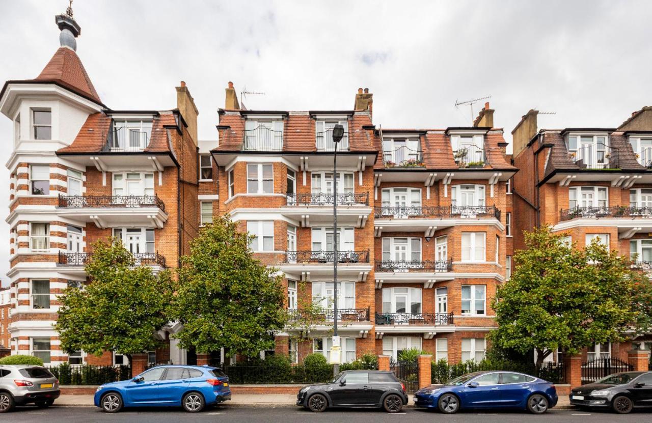 Luxury Specious En-suite In