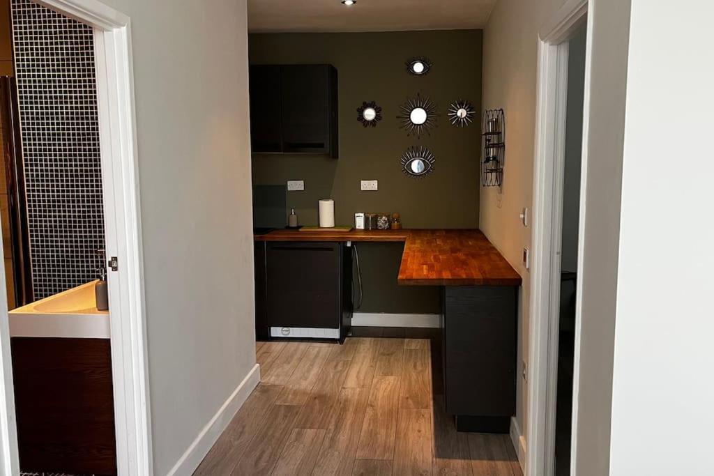 Apartamento Lovely 1-bedroom In N1 *