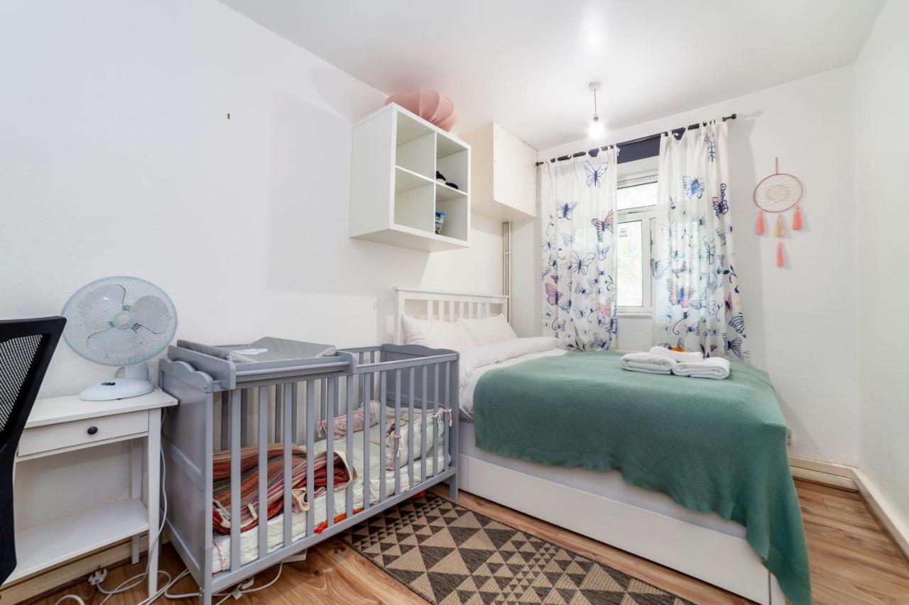 Apartamento 2 Story On The Ground Floor At Clapham North