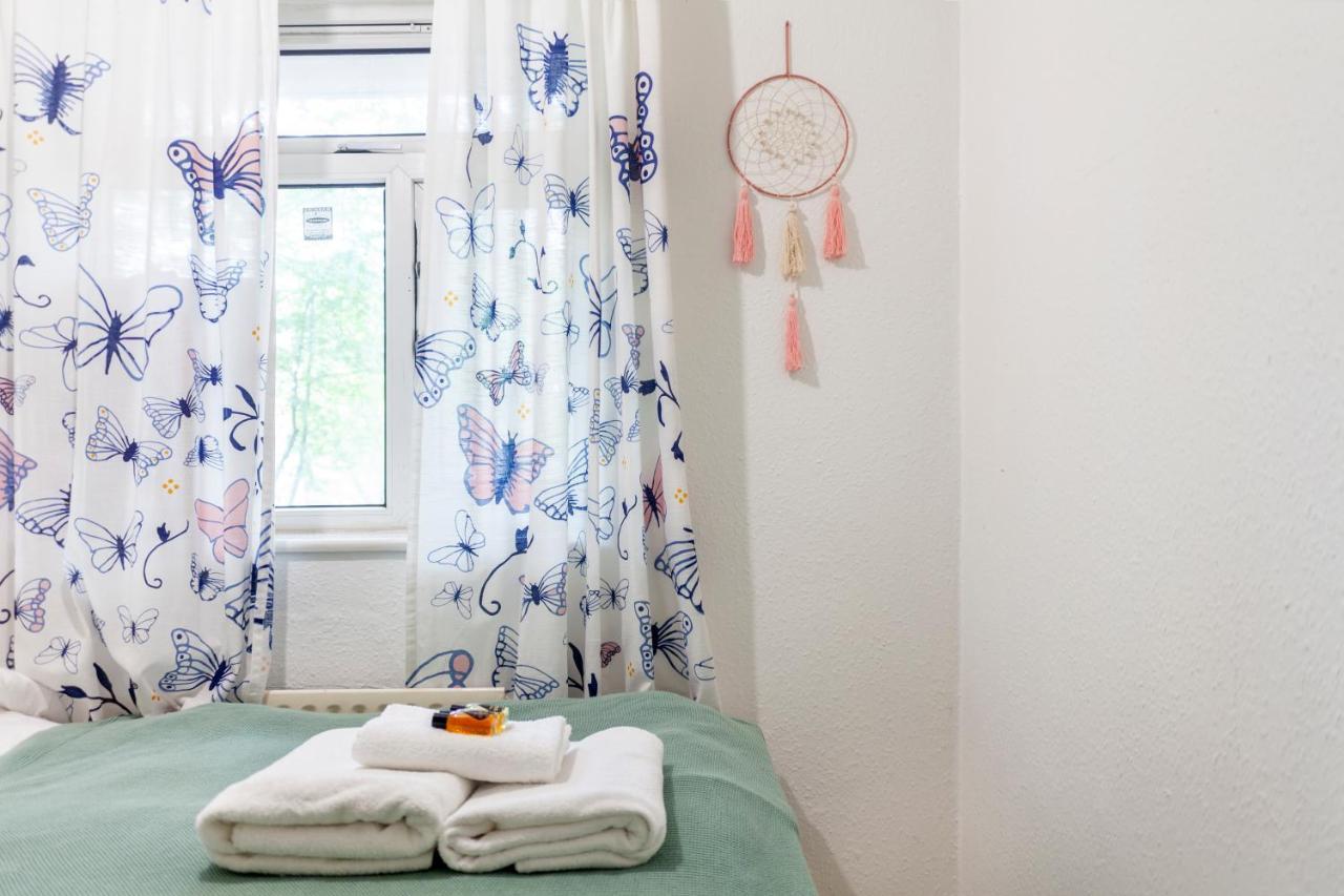 2 Story On The Ground Floor At Clapham North Apartamento Londres