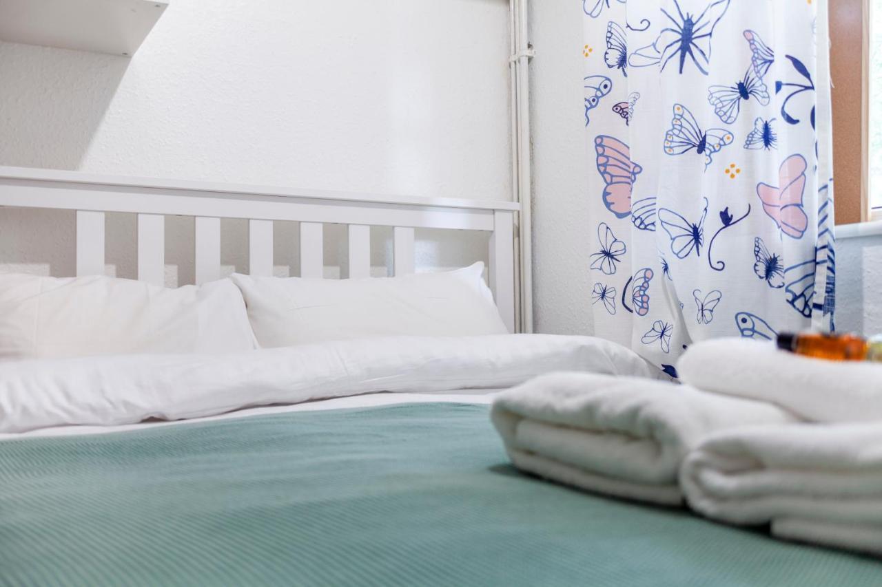 2 Story On The Ground Floor At Clapham North Apartamento
