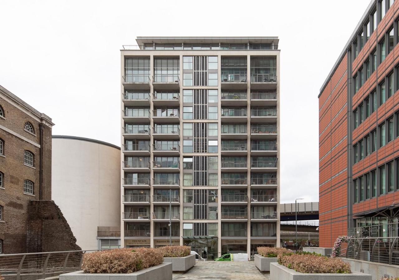The Canary Wharf Secret - Glamorous 3bdr Flat With Terrace And Parking London