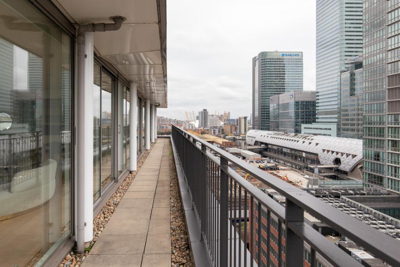 The Canary Wharf Secret - Glamorous 3bdr Flat With Terrace And Parking Apartment London