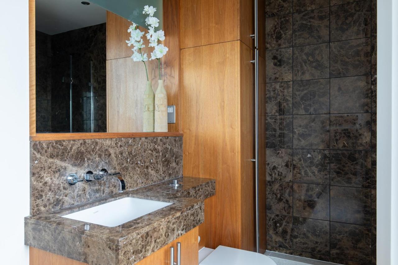 The Canary Wharf Secret - Glamorous 3bdr Flat With Terrace And Parking Apartment
