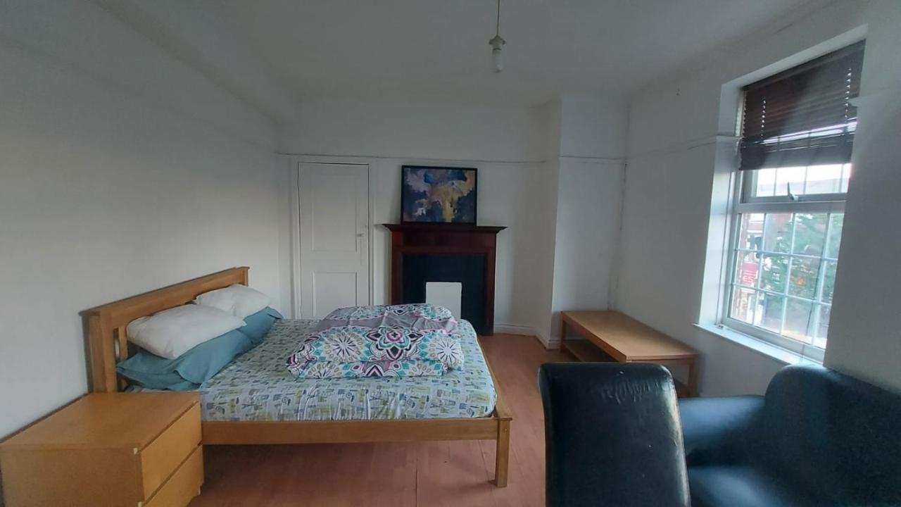 Edgware Station Apartamento *