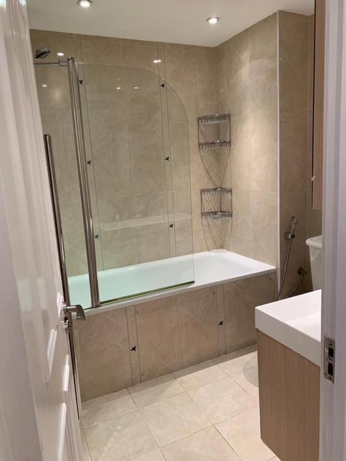 Lovely 3 Bedroom Apartamento *