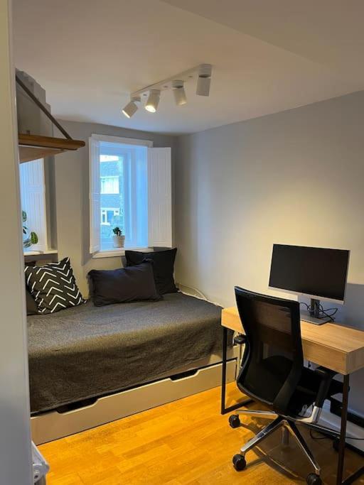 Gorgeous 2 Bedroom Flat In Charming Swiss Londen