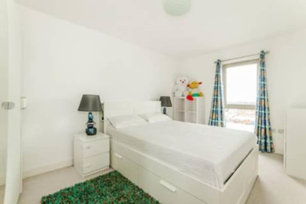 Luxury 2 Bedroom In With Free Parking * London