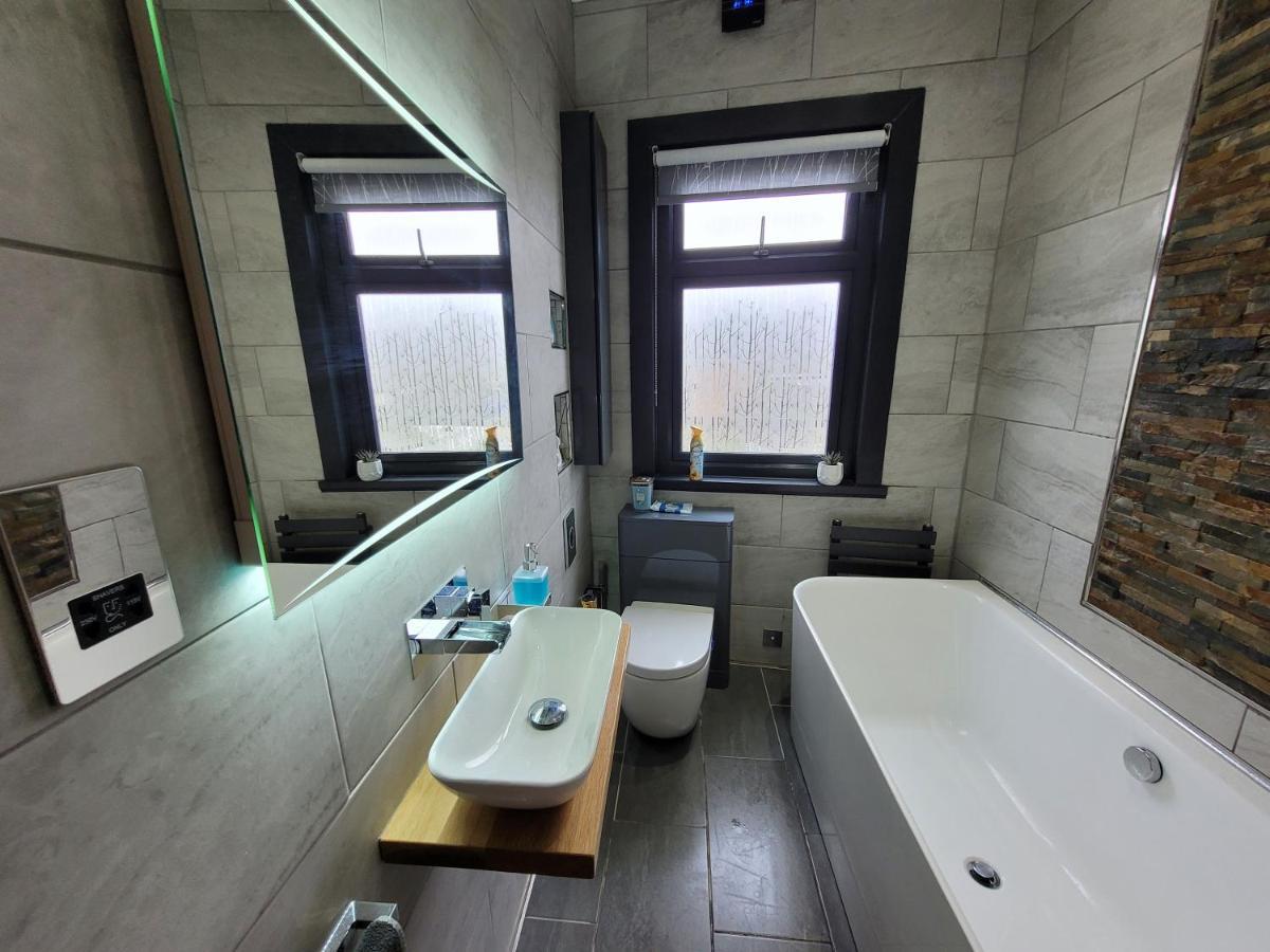 Homestay Arsenal And Tottenham Double Bedroom *