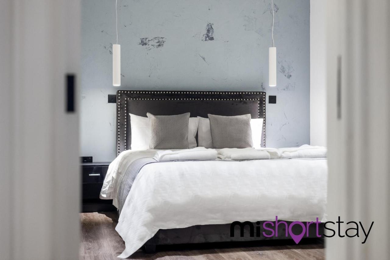 The Fitzrovia - Private One Bedroom With Own Entrance Apartment *