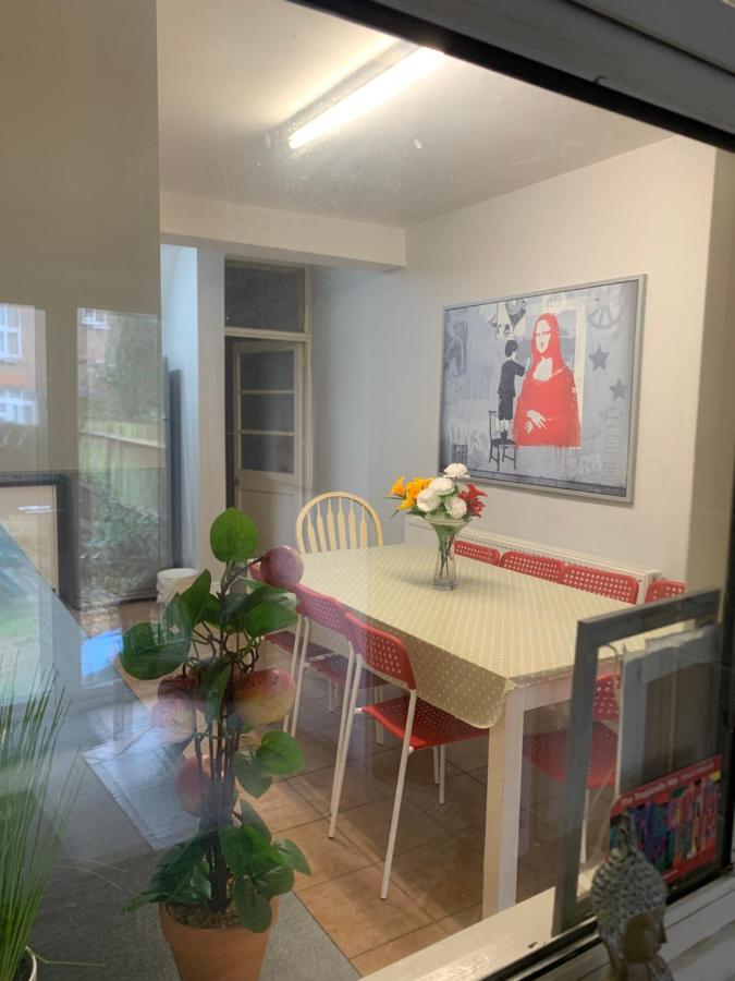 Cosy 6 Bedroom House * Londres