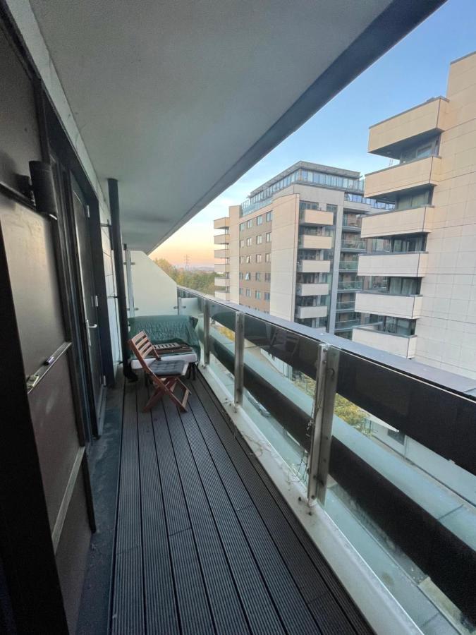 Appartement Amazing Moments Away From The Heart Of *