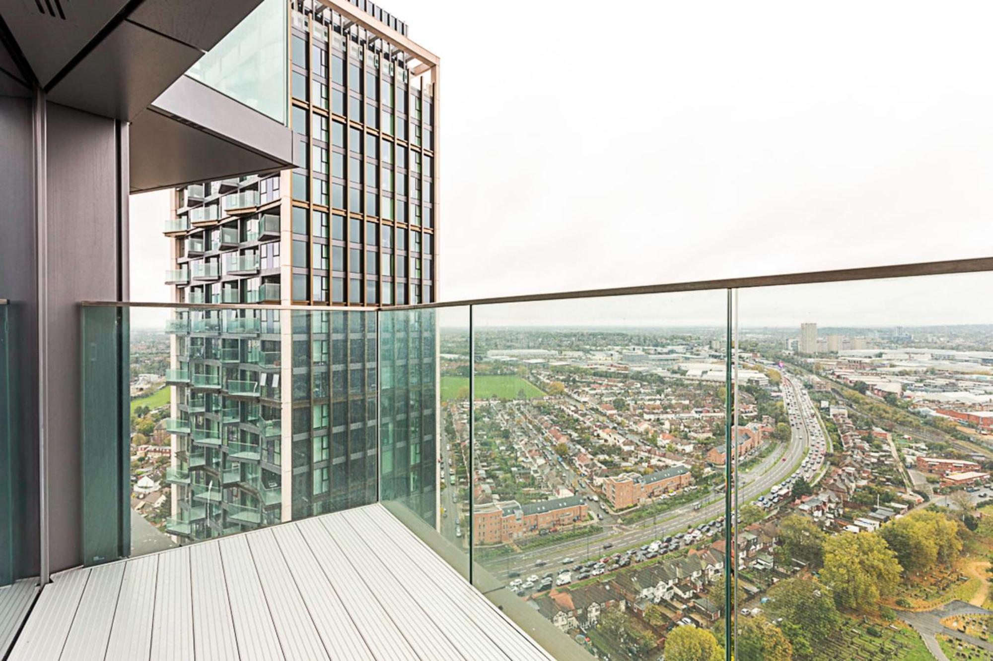 Apartamento Icon Tower Flat I North Acton Londres