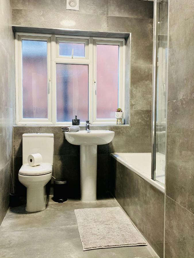 Willesden Quarto em Acomodações Particulares Londres