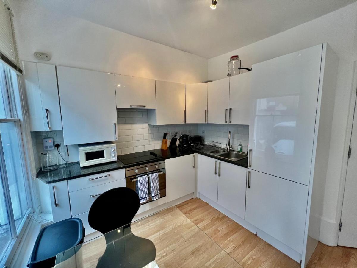 Modern With Large Patio In Marylebone Londres