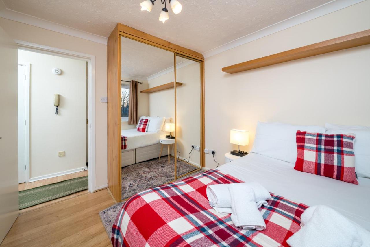 Stunning 1 Bed Apt With Views Of The Shard & Eye Londres