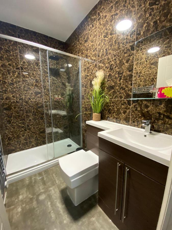 Apartment 424 Edgwar Road *