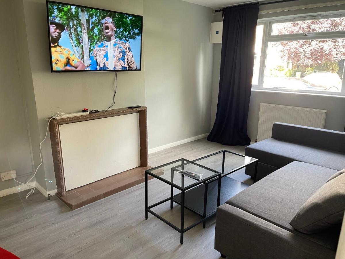 Apartamento Entire Lovely 2 Bedroom With Private Garden & Free Street Parking Londres