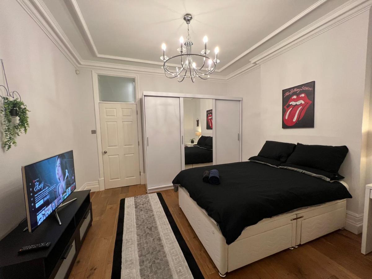 Luxury Specious In Central