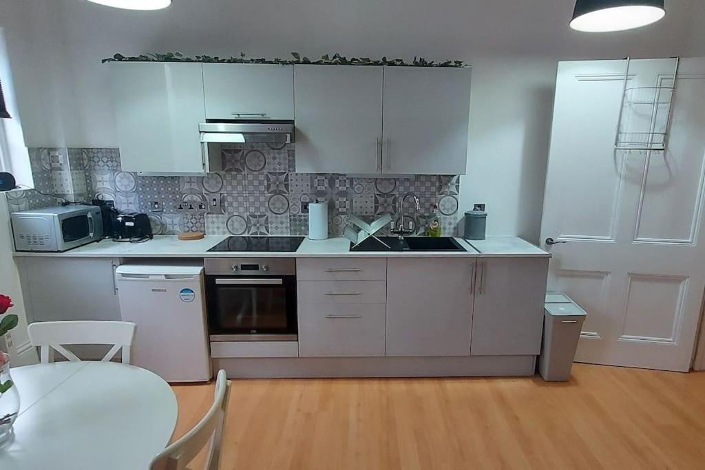 Stylish Flat In Prime Location Near Hyde Park Apartamento Londres