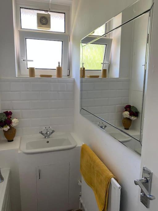 Apartment Lovely 2 Bedroom Flat In Greater London