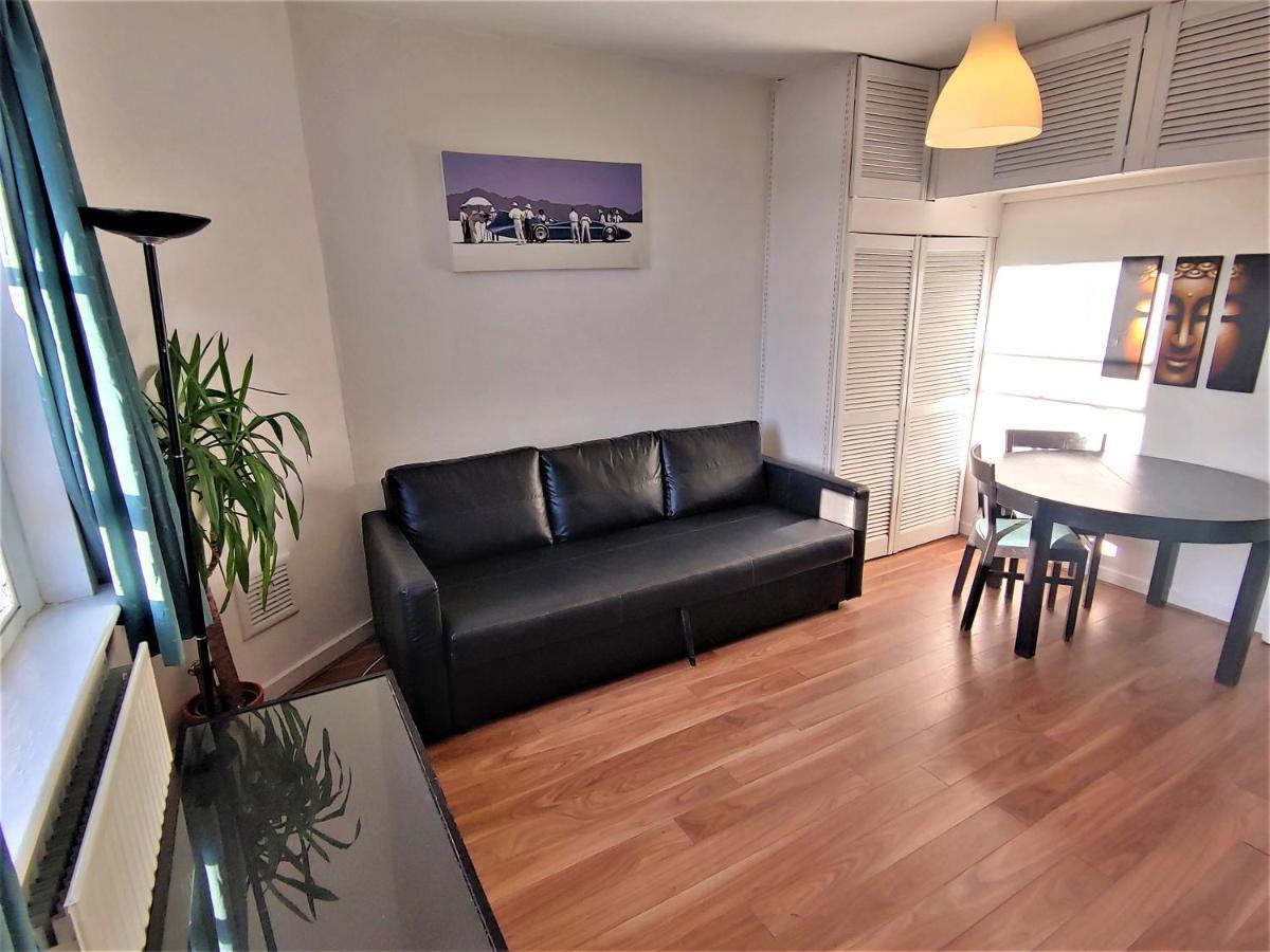 Bright Near Hyde Park Sleeps 4 Londen