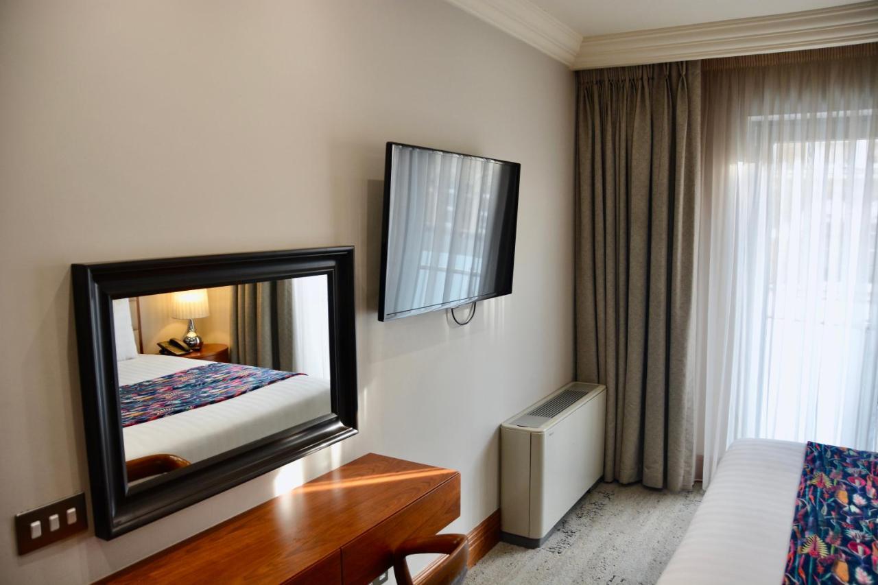 Sanctum International Con Servicio