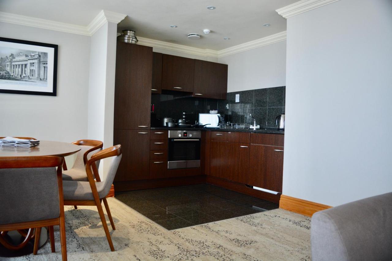Sanctum International Con Servicio Londres