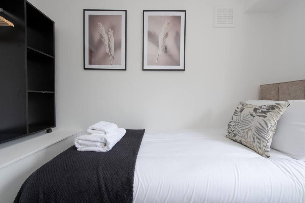 Great House In Centre Of Vibrant, Cool Brixton! Appartement Londen