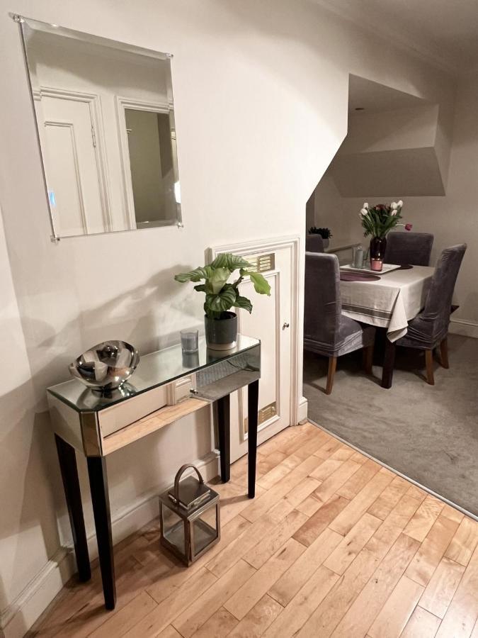 Double Bedroom With En-suite Bathroom In Chelsea - - Share Hospedagem domiciliar
