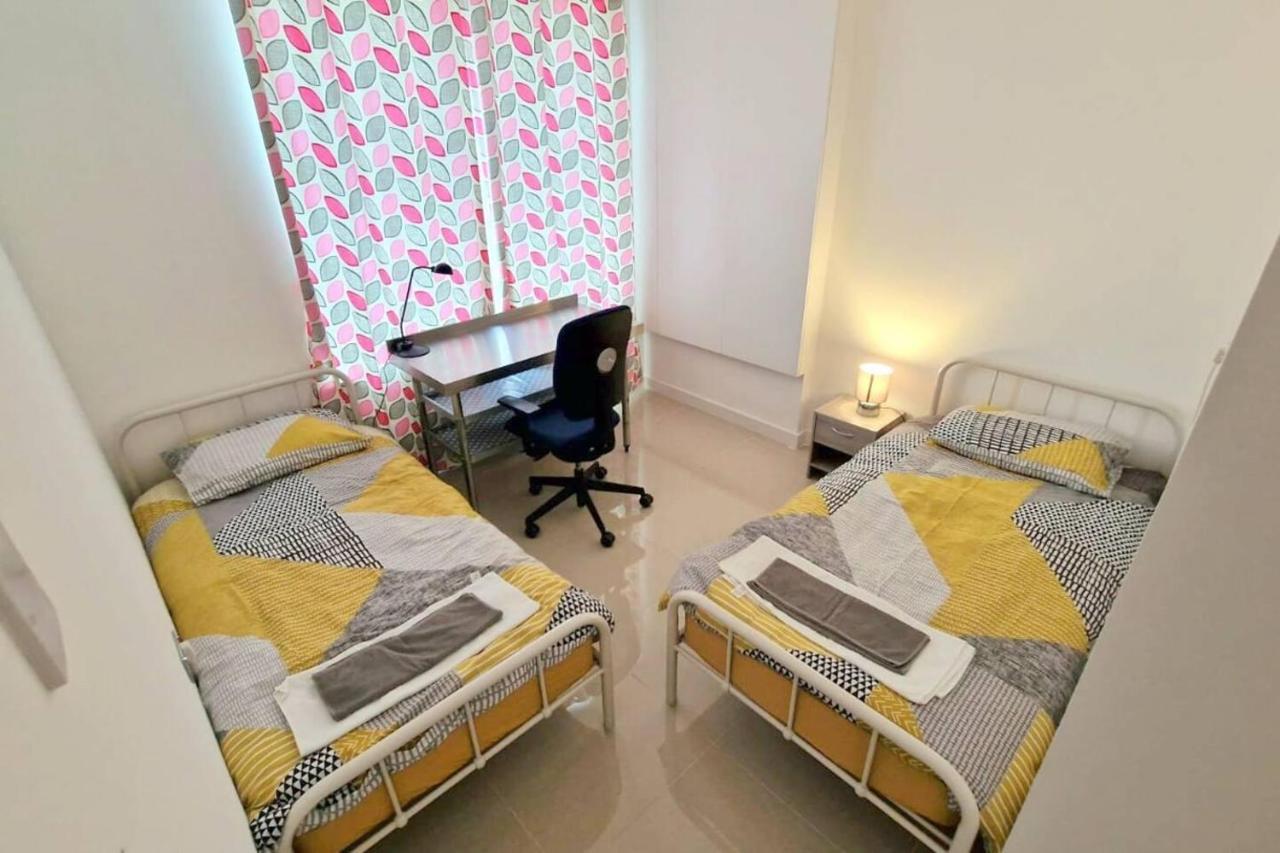 Modern 3-bed House In Surrey Quays * Londen
