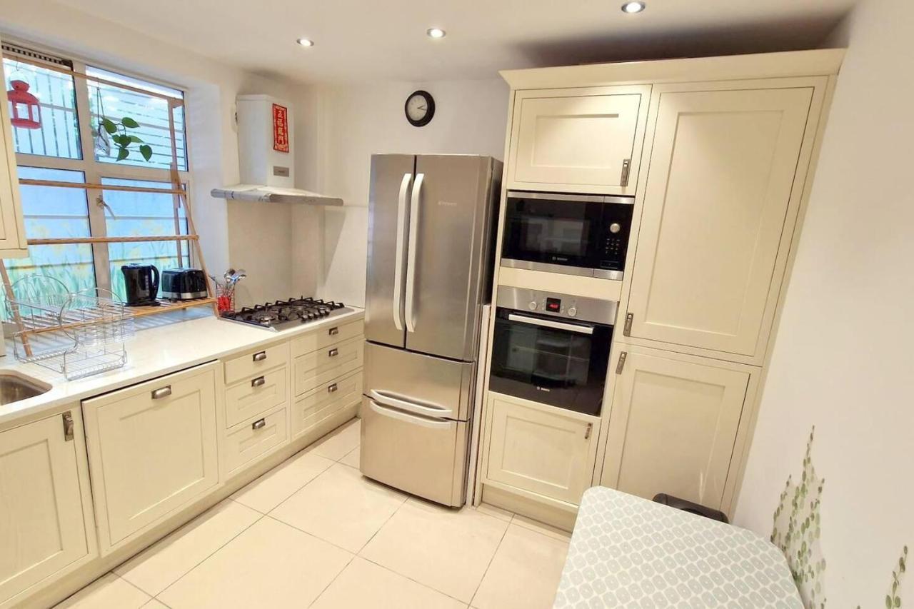 Vakantiehuis Modern 3-bed House In Surrey Quays