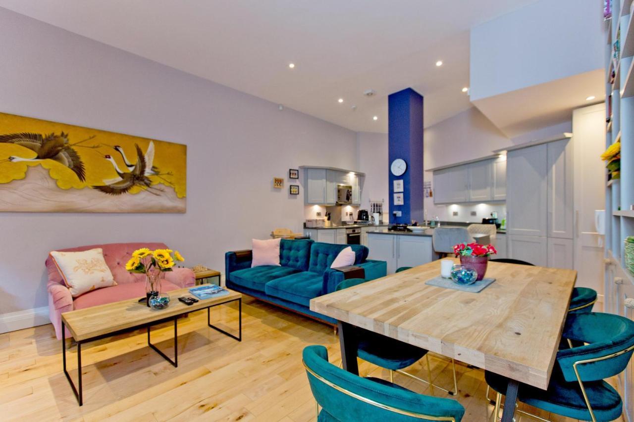 Appartement 3 Bedroom Modern Mews House *