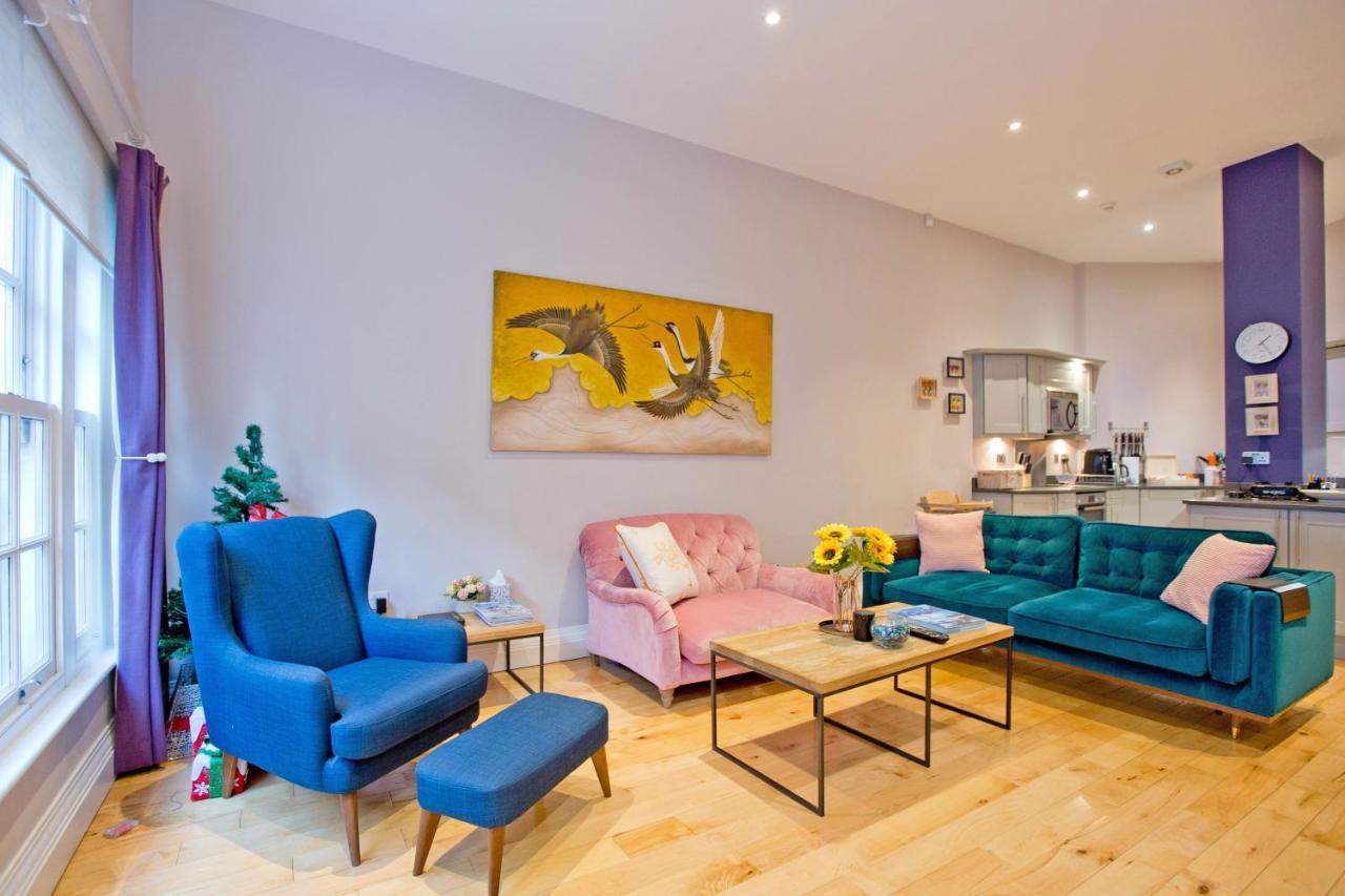 3 Bedroom Modern Mews House Appartement