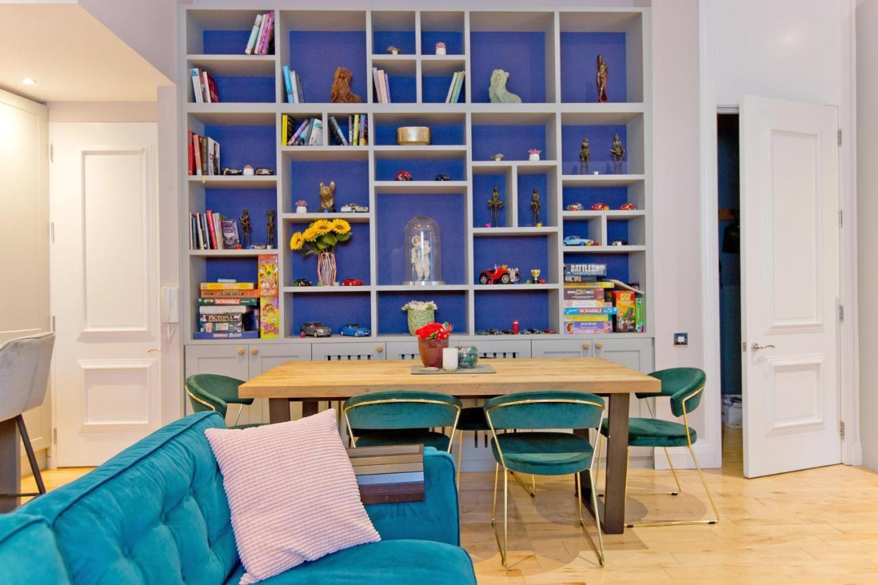 3 Bedroom Modern Mews House Appartement Londen
