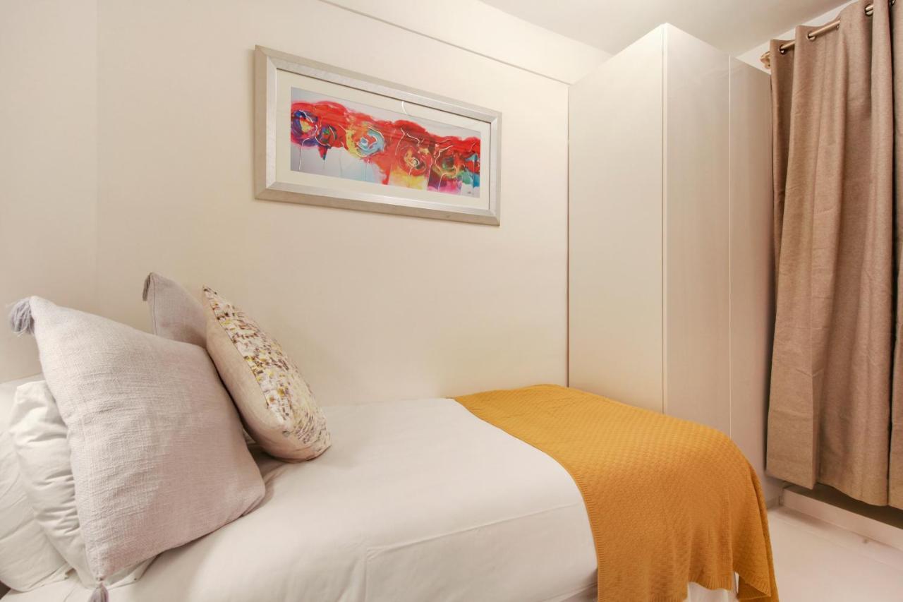 Bryanston Appartement *
