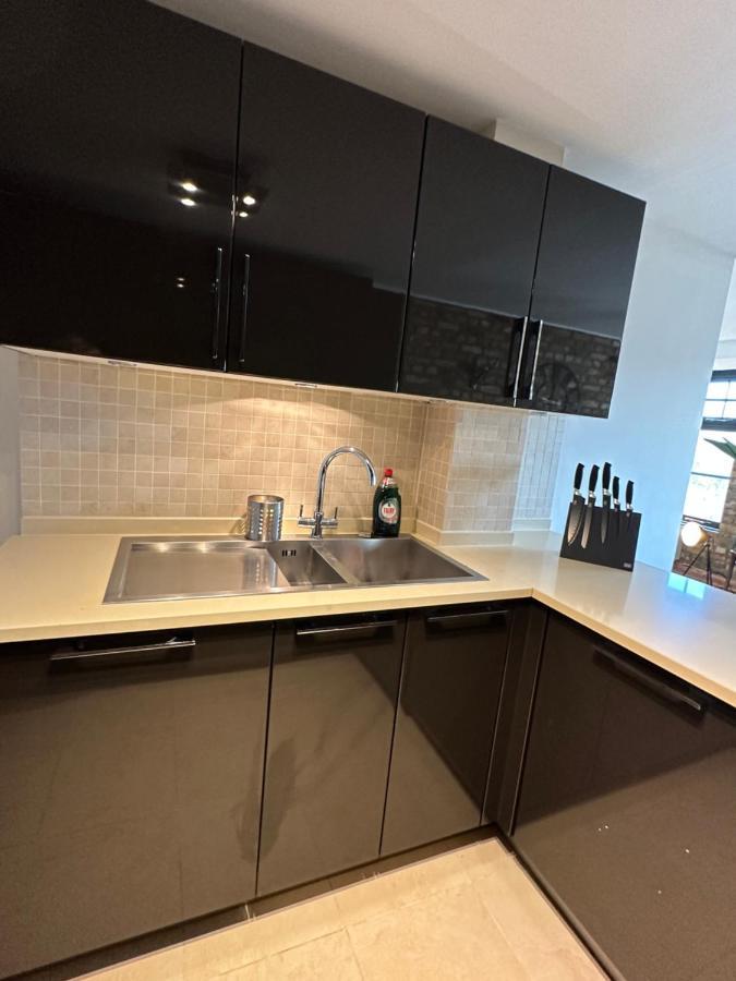 Apartamento Deluxe Penthouse Riverside View 2 Bedroom Flat With Lift - Old Industrial Factory Warehouse Londres