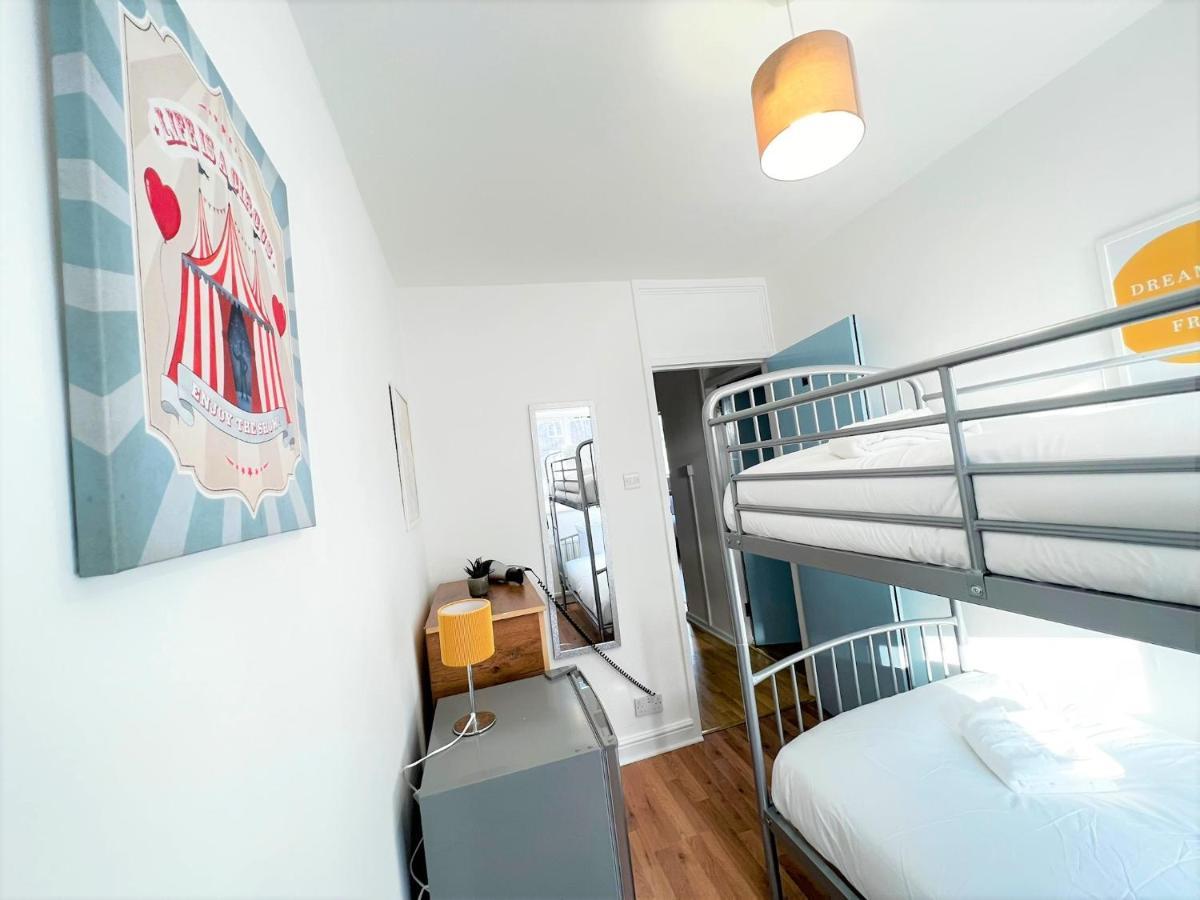 Stepney 17 Double Bedrooms Pensión *