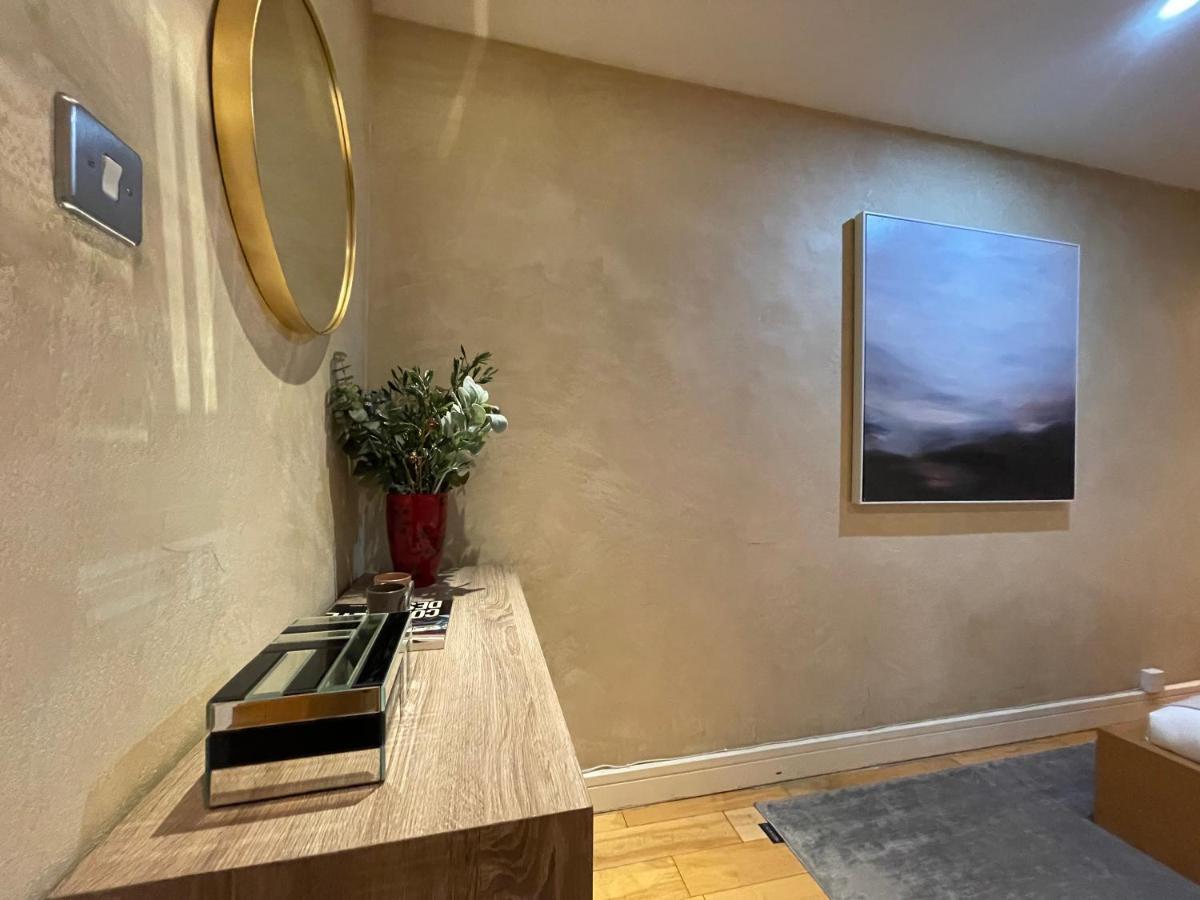Stunning Westminster - 9 Apartment