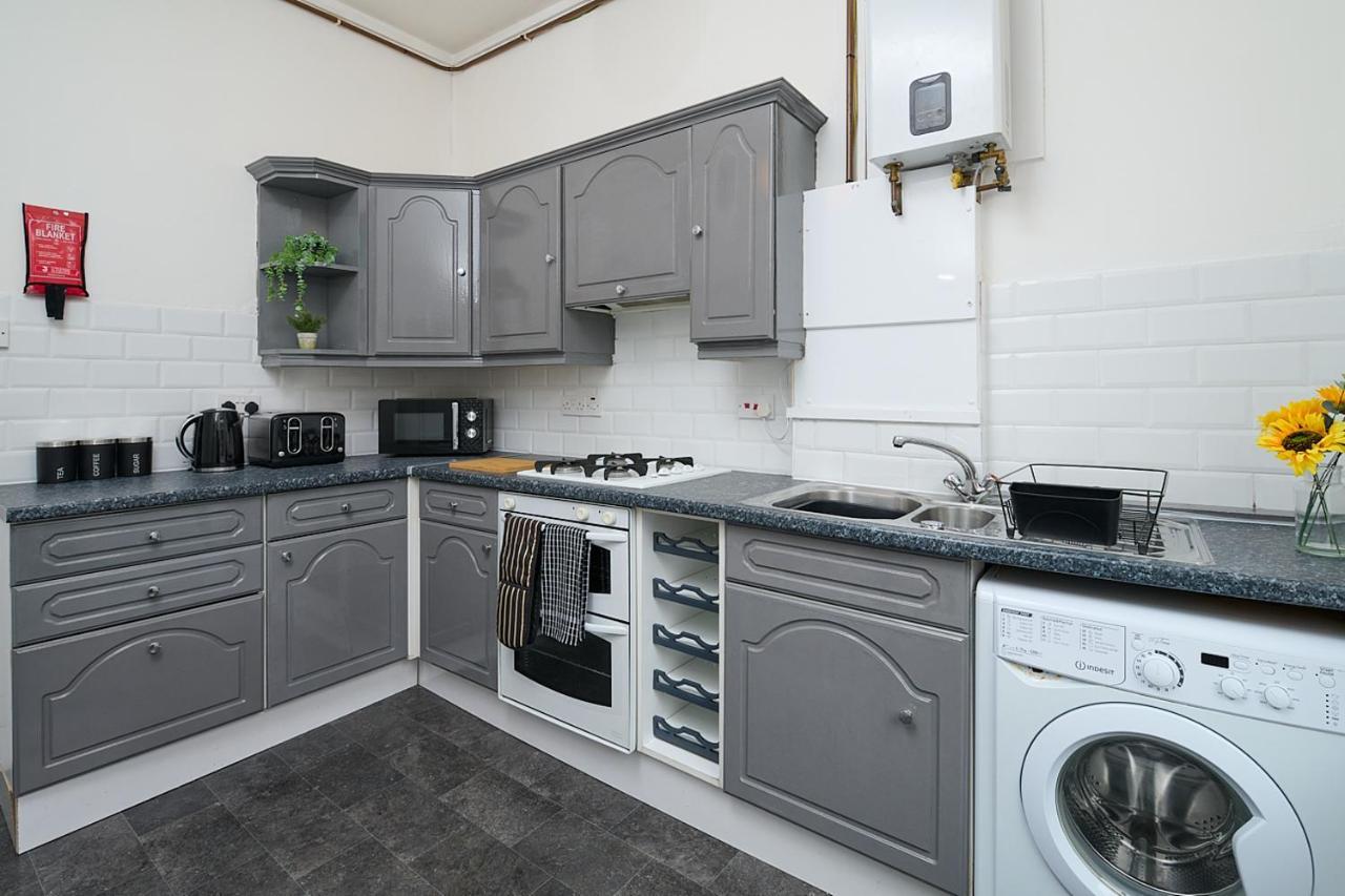 Spacious 3 Bedroom Apartment- Crouch End