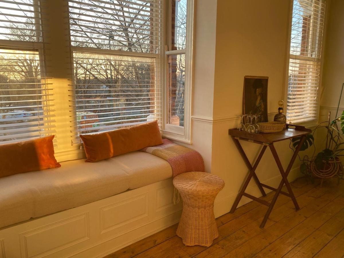 Stylish Apt Excel Olympic Close To Station Apartamento *