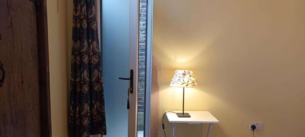 Maison d'hôtes With Luxury Private Bathroom & Independent Entrance Near Tube