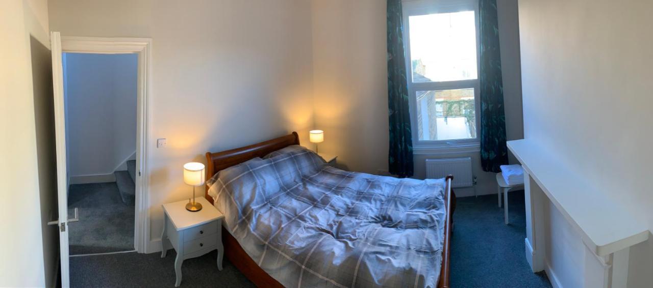 The Dimmer 2 Bedroom Londres