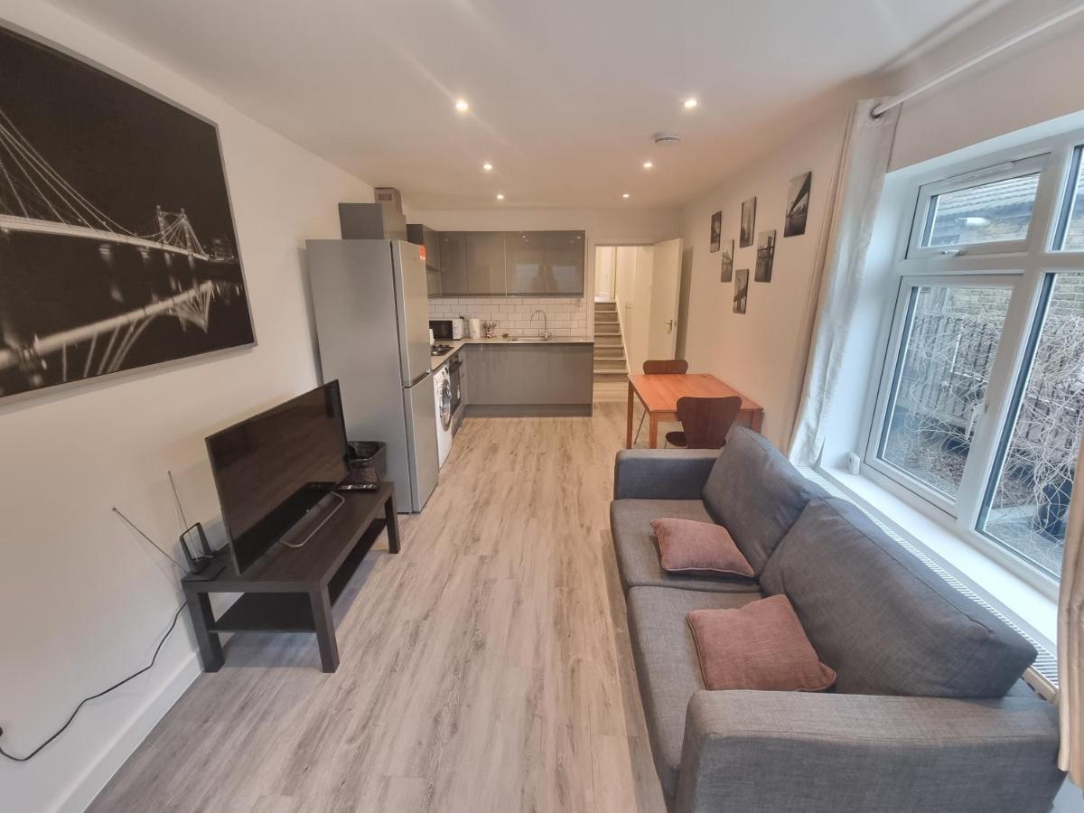 Comfortable Flat In Sw Appartement Londen