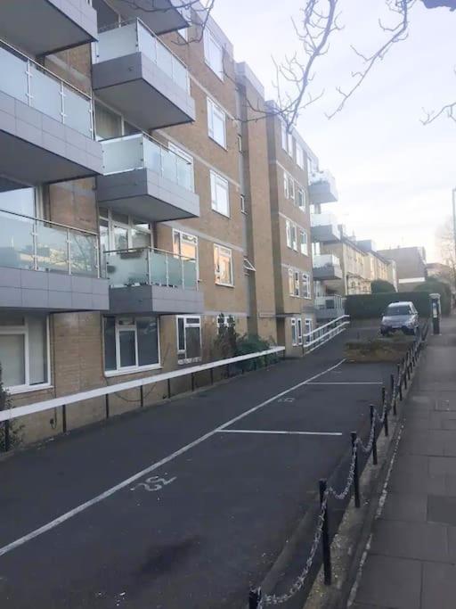Cosy Flat, Great Location! Londres