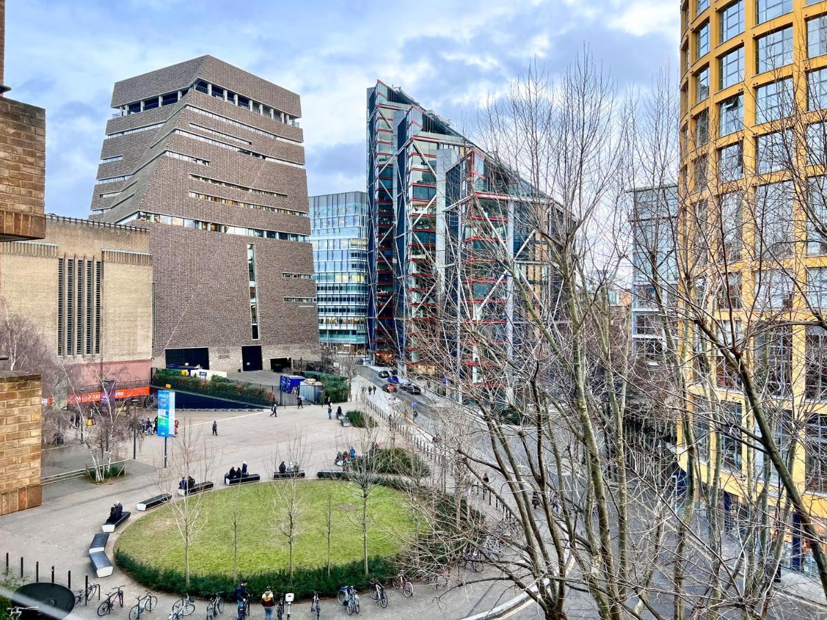 River Thames View Entire Next To Tate Modern And St Paul Cathedral Apartahotel